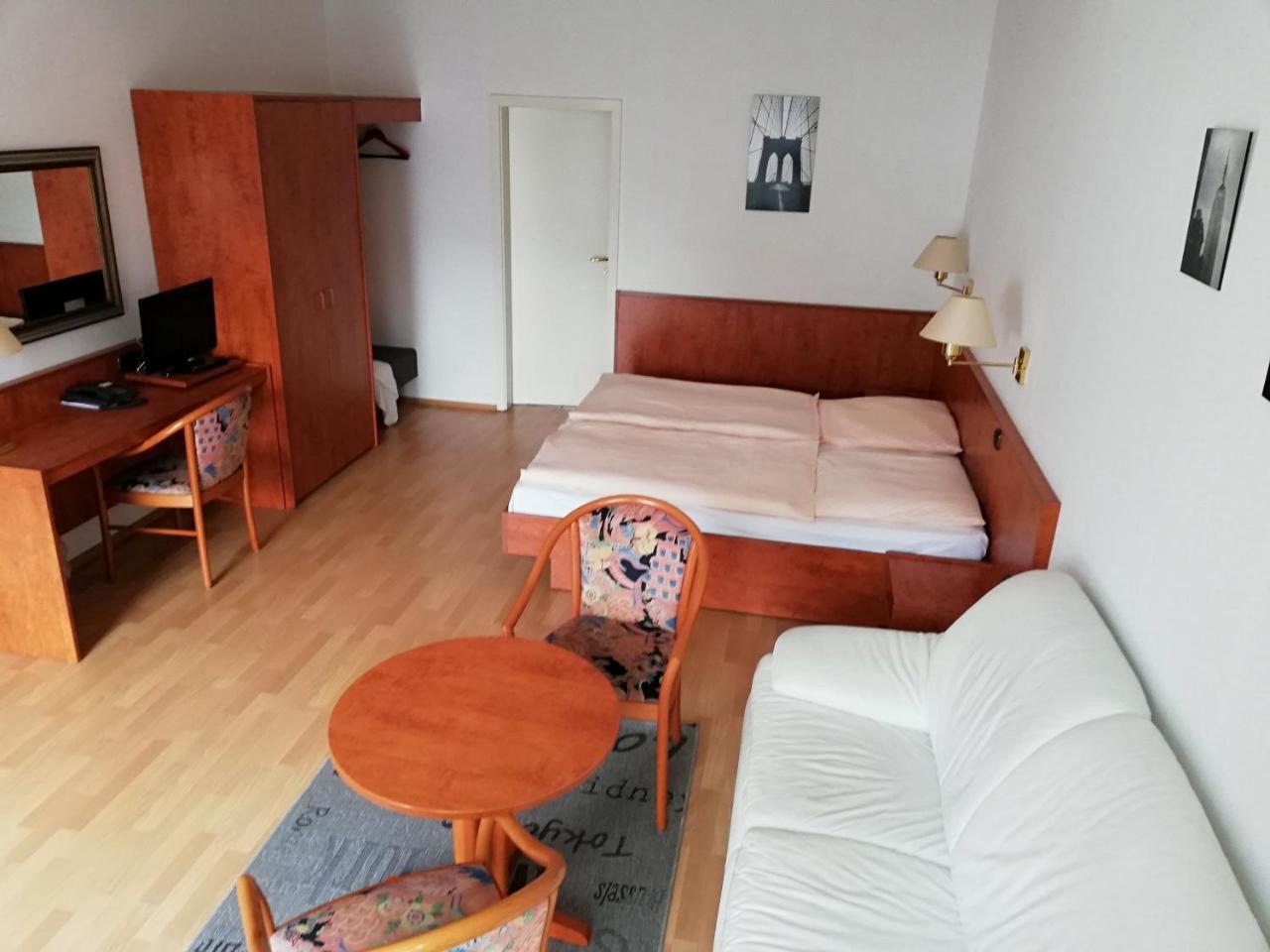 Hotel Dorfschaenke Büdelsdorf Extérieur photo