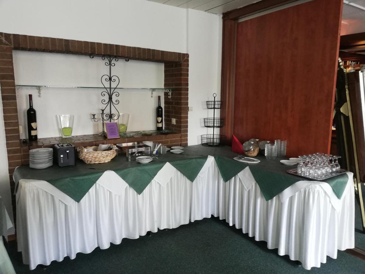 Hotel Dorfschaenke Büdelsdorf Extérieur photo