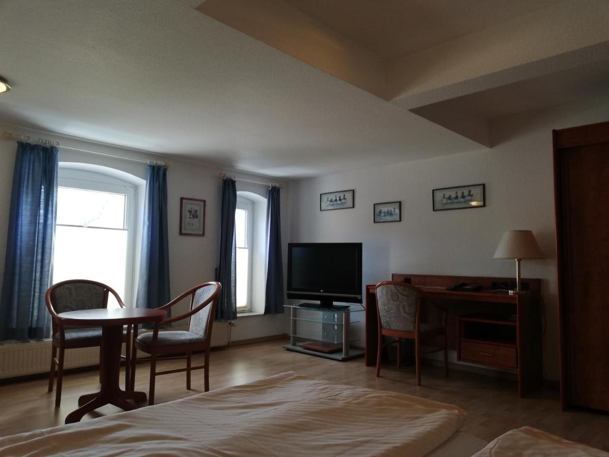 Hotel Dorfschaenke Büdelsdorf Extérieur photo