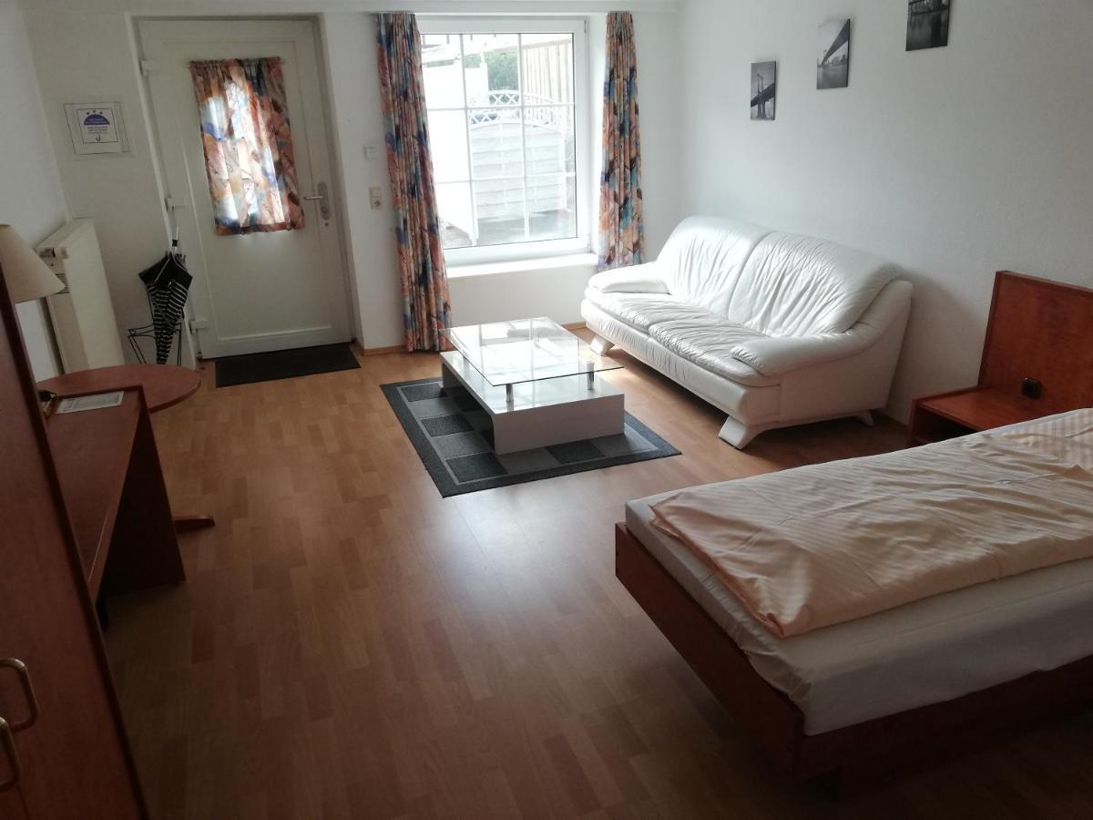 Hotel Dorfschaenke Büdelsdorf Extérieur photo