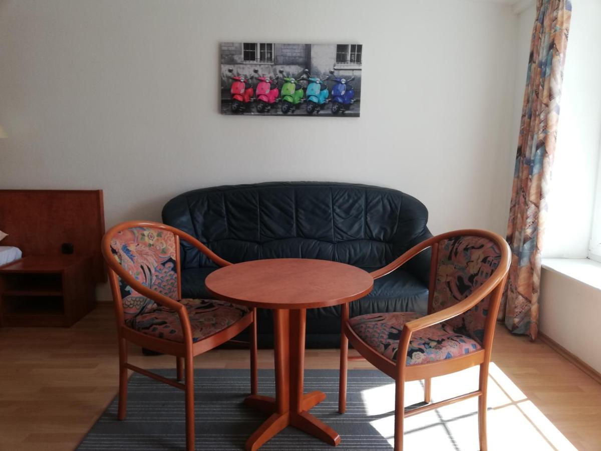 Hotel Dorfschaenke Büdelsdorf Extérieur photo