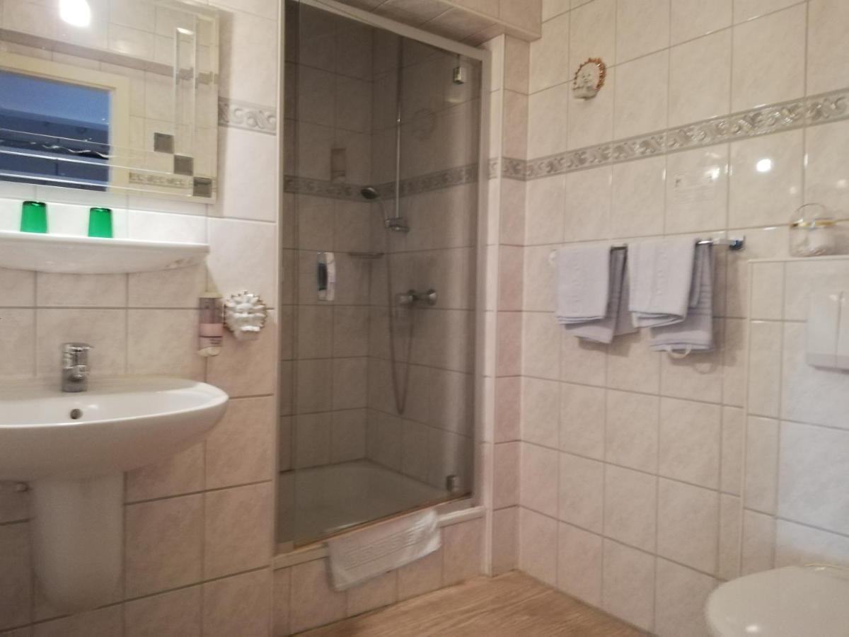 Hotel Dorfschaenke Büdelsdorf Extérieur photo